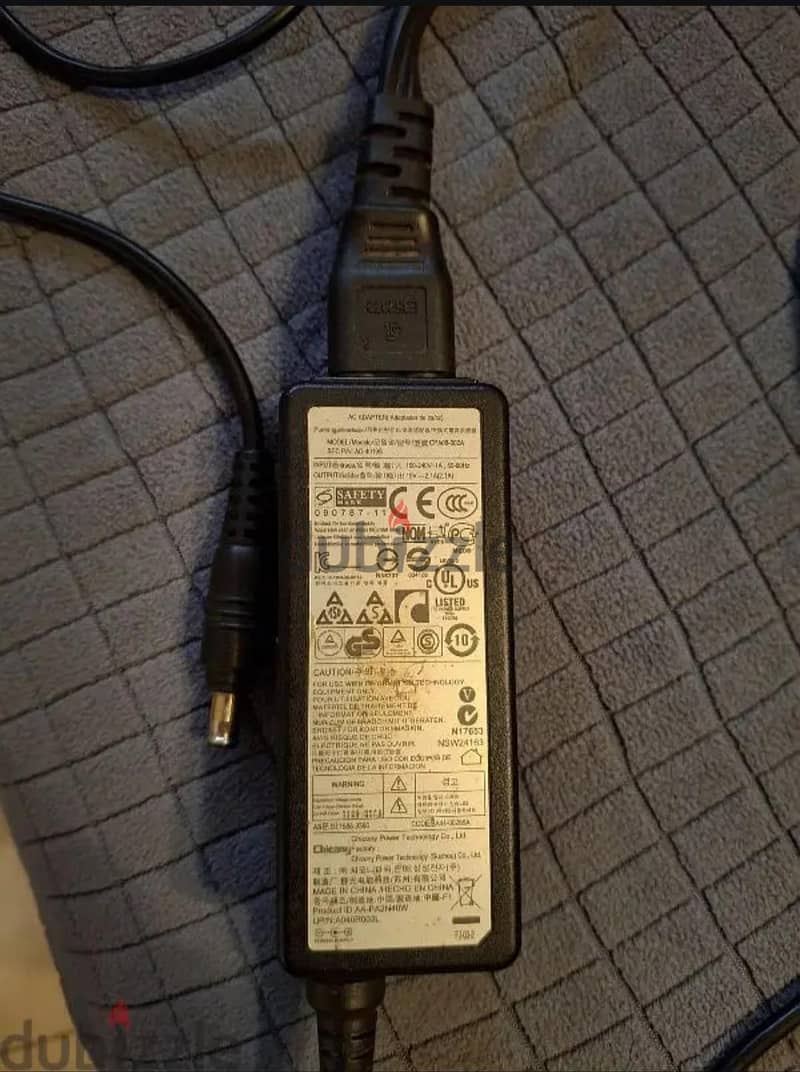 Sumsang Mini Laptop 9