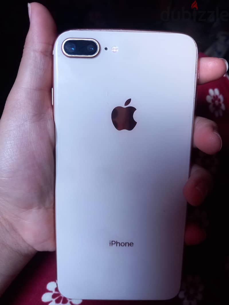 Apple - iPhone 8 Plus 4