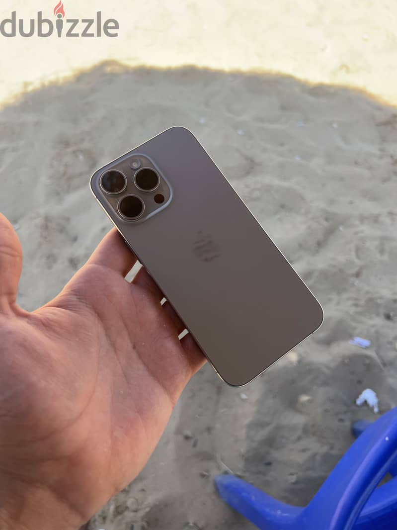 Apple - iPhone 15 Pro Max 3