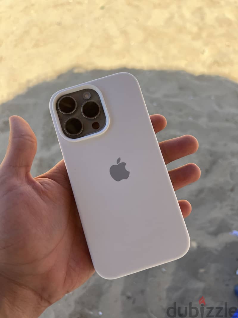 Apple - iPhone 15 Pro Max 5