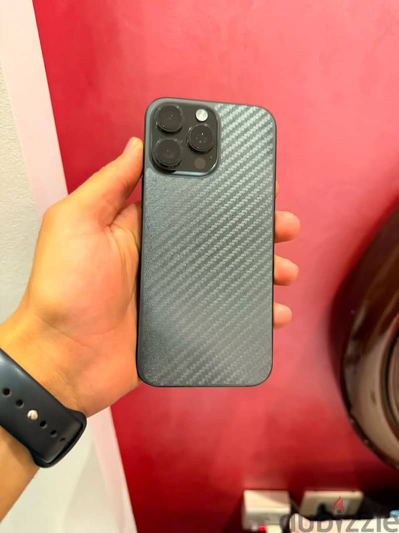Apple - iPhone 16 Pro Max 3