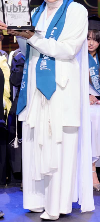 Karen set _ off white