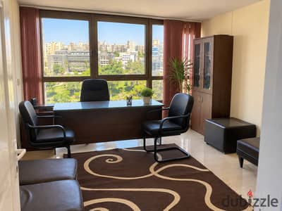 ببرج ادارى على الشارع الرئيسي بالعباسية بجوار مسجد النور مكتب مفروش مكيف بموقع حيوى وسهل الوصول اليه