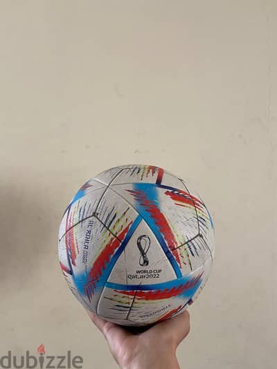 كورة كأس العالم قطر لبيع ب ٥٠٠ جنيه