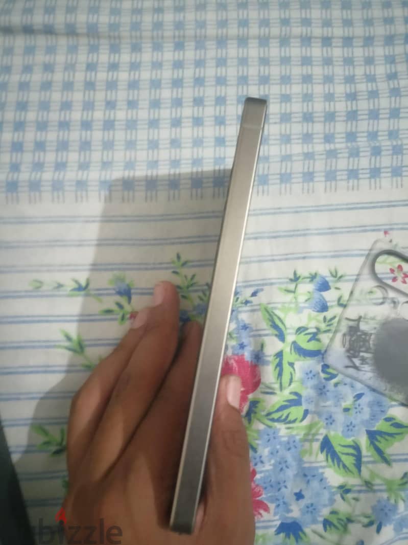 Samsung S25 Ultra 4