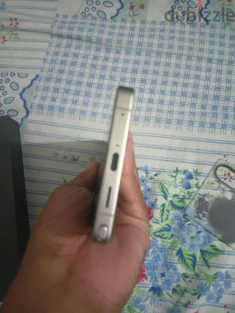 Samsung S25 Ultra 5