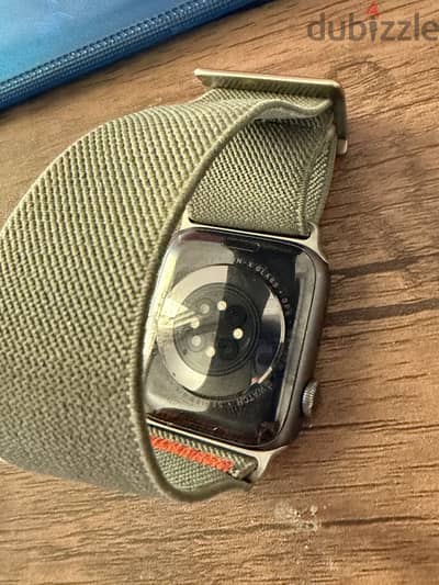 Apple Watch series 6 44 like new