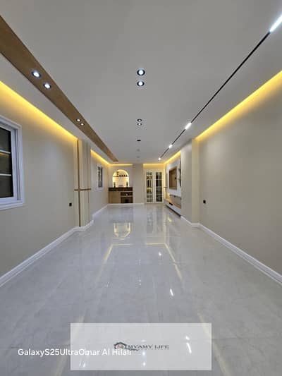 Apartment 165m front for sale in the area of  N, Hadayek El Ahram, Gate 4, Mina