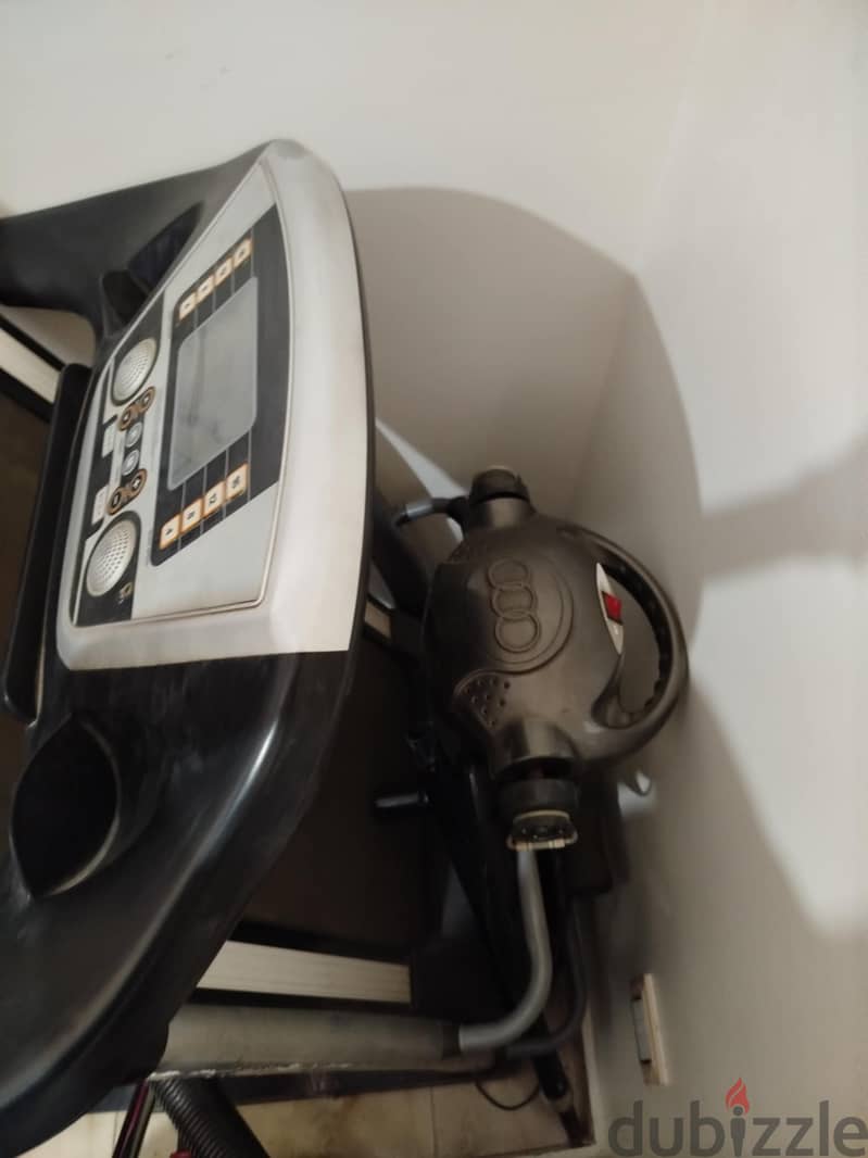 Motorized Treadmill 5