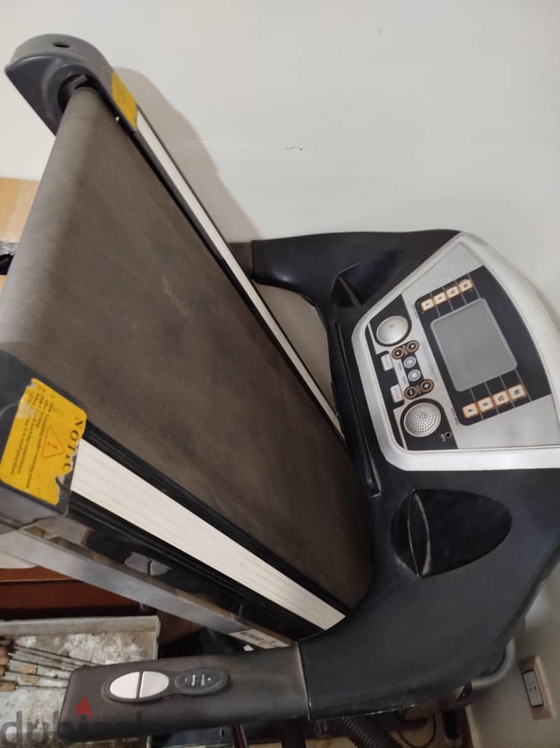 Motorized Treadmill 6