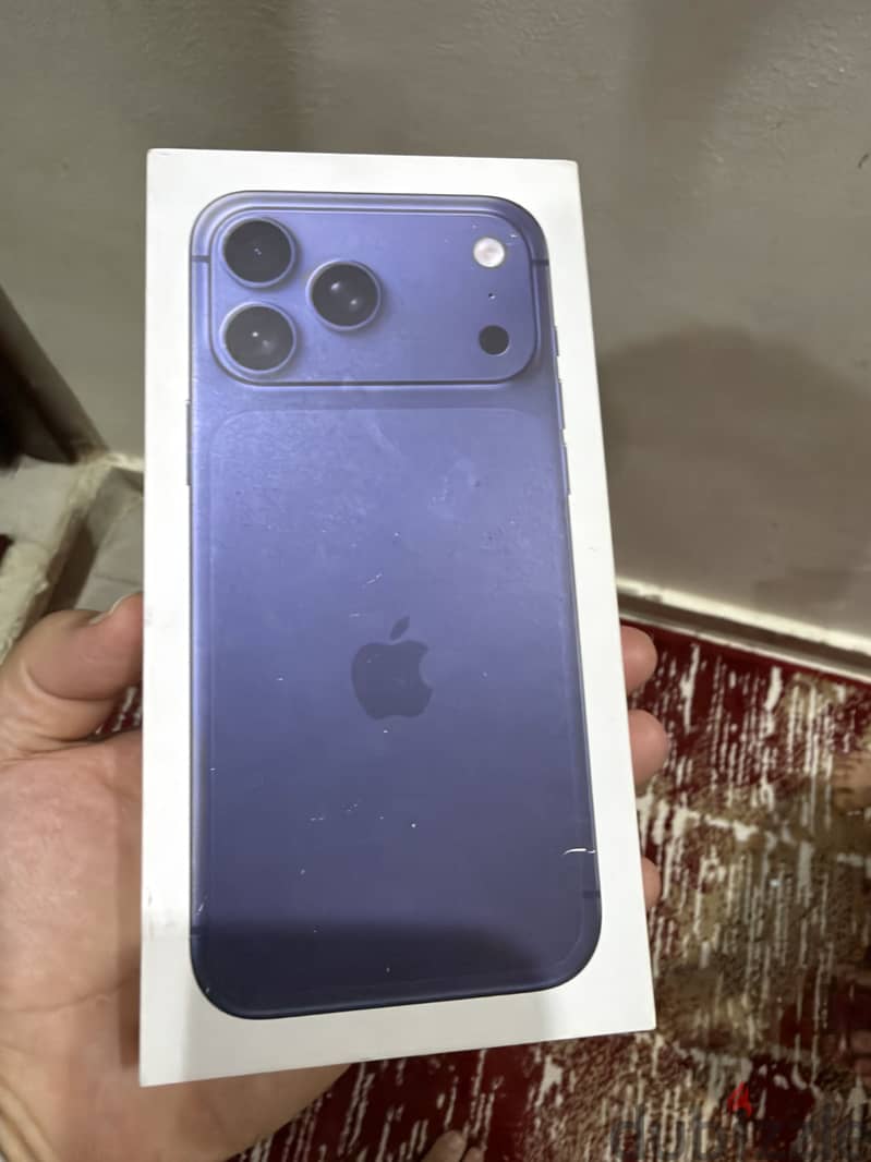 Apple - iPhone 17 Pro Max 1