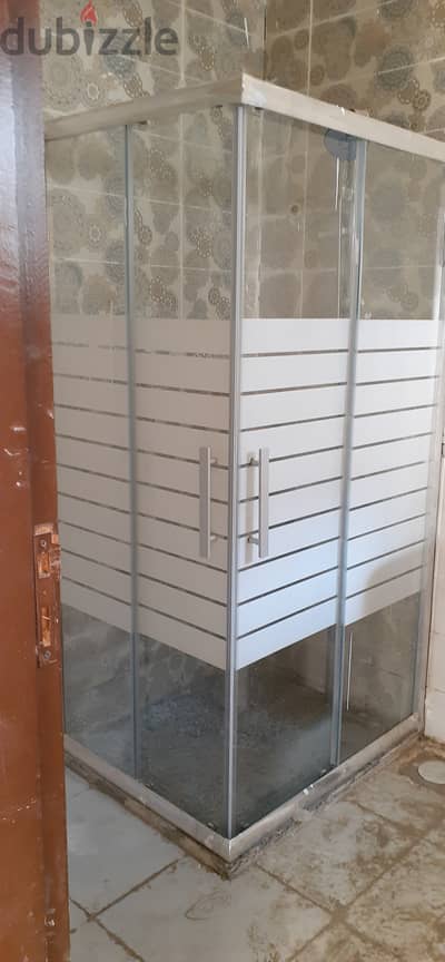كابينة شاور