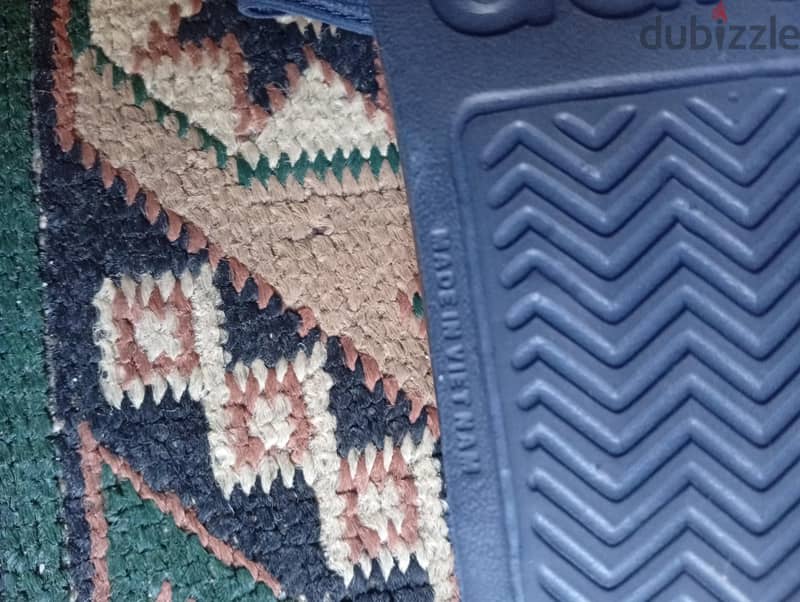 sliper adiada Siz 44 1/2 4