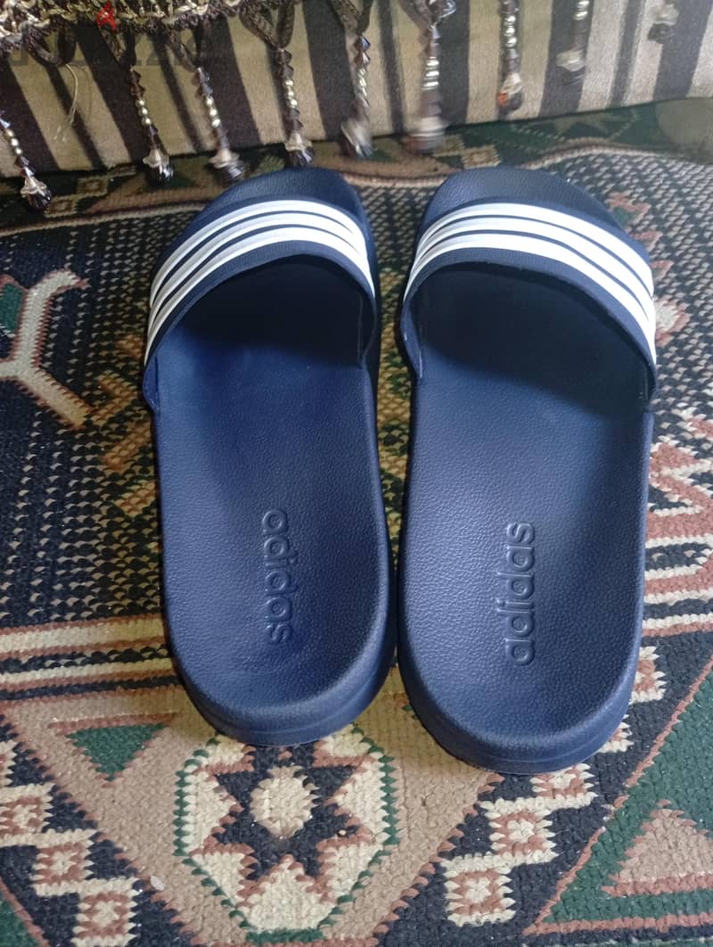 sliper adiada Siz 44 1/2 6