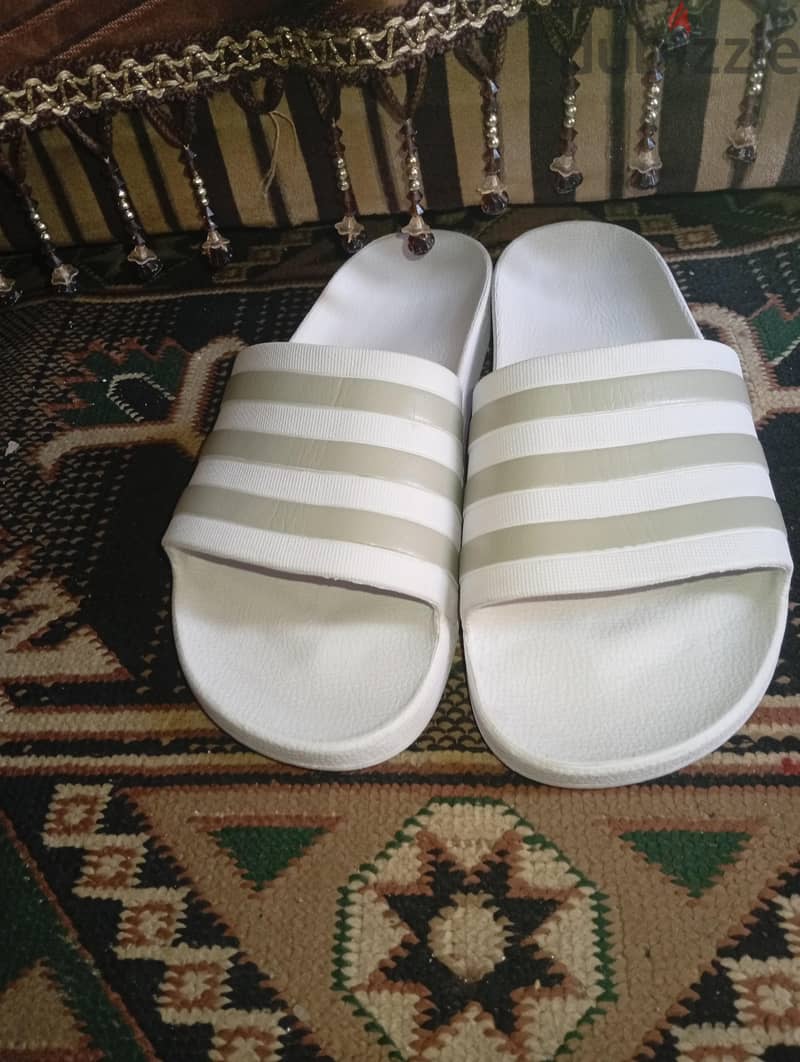 sliper adiada Siz 42 1