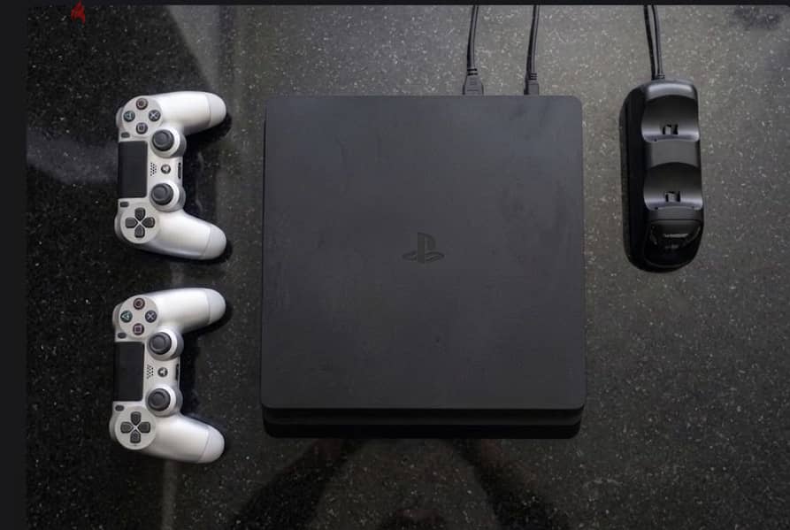 PlayStation 4 slim Digital 1