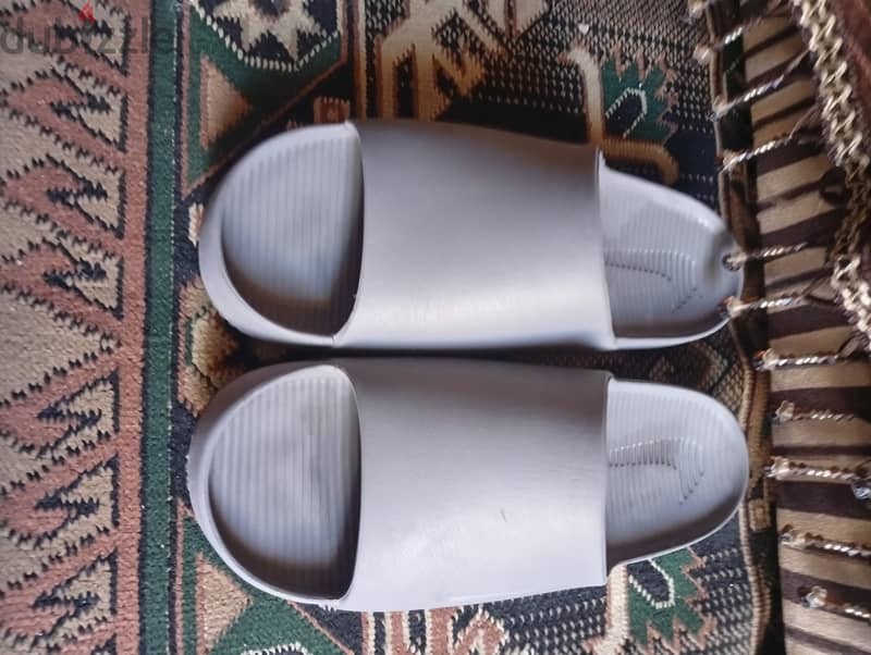 sliper Nike. Siz. 46/47 1