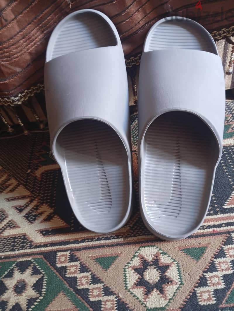 sliper Nike. Siz. 46/47 2