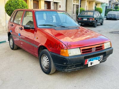 فيات أونو 1998 مكيفها