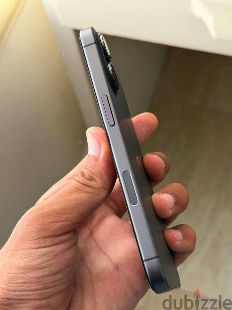 Apple - iPhone 17 5