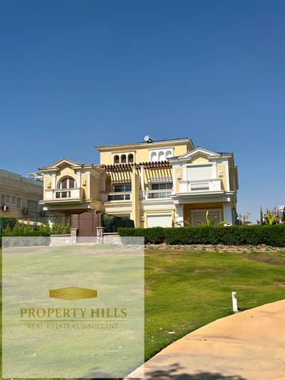 Villa ready for delivery in Mountain View, next to Hyde Park and the American University; you can visit it anytime in a compound that is already settled.