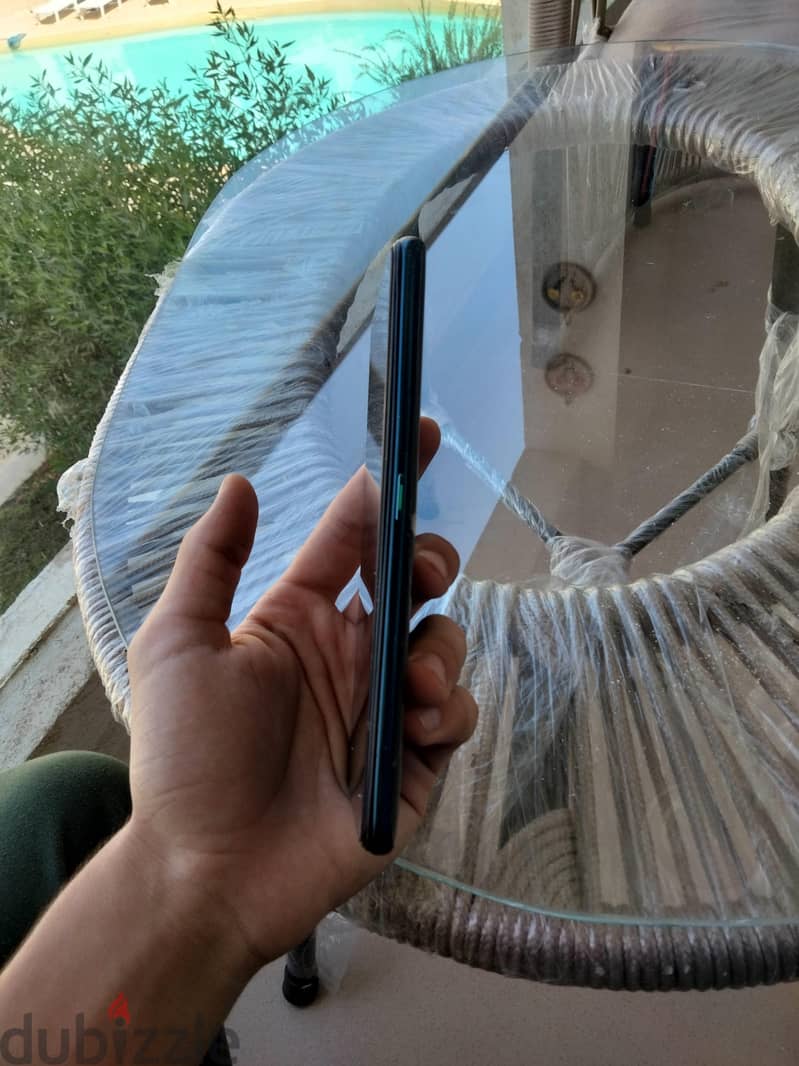 OPPO Reno2 F 9