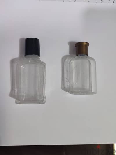 Clear Bathroom Bottles - Good condition /زجاجات حمام شفافة - بحالة جيد
