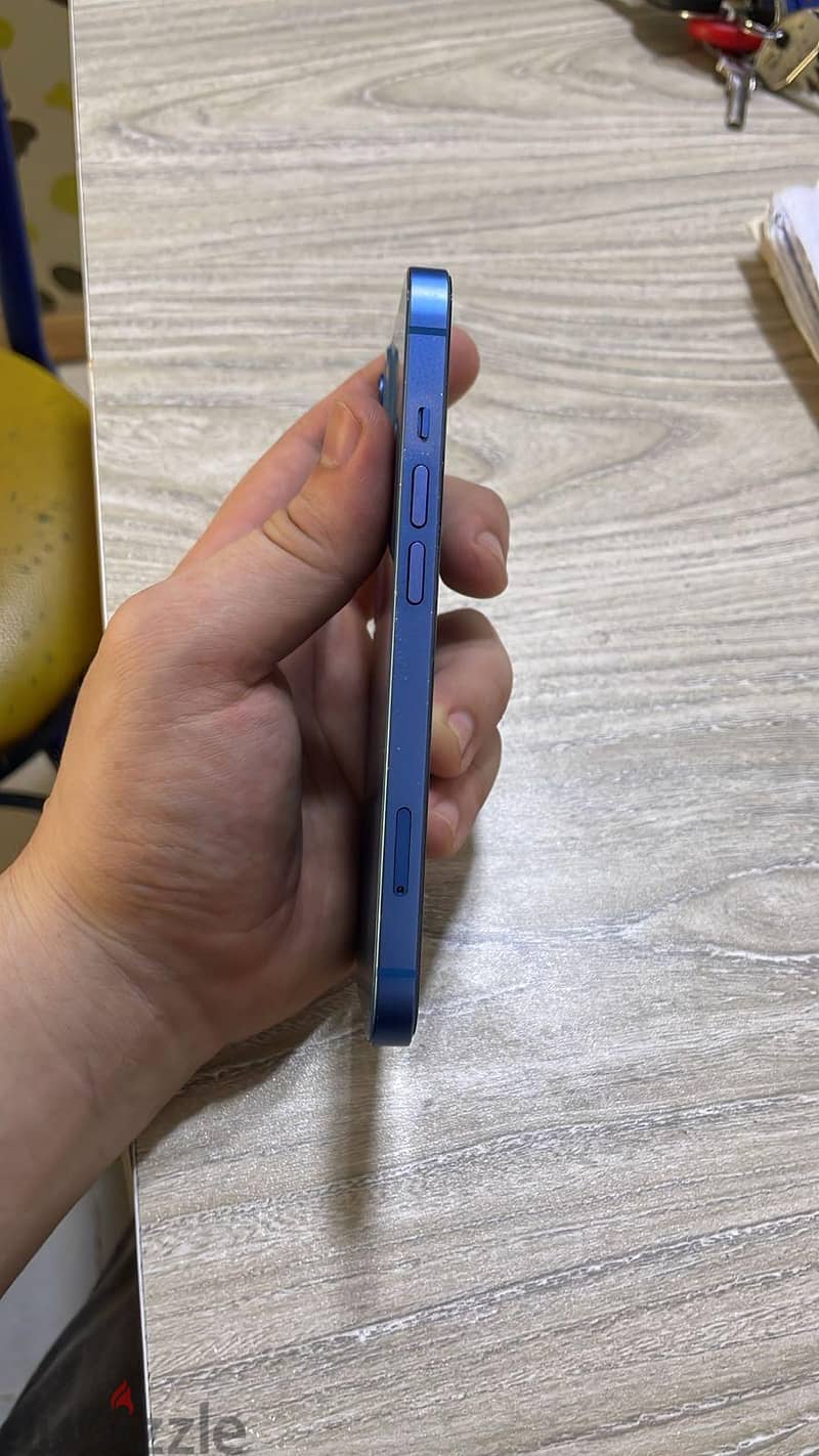 Apple - iPhone 13 2