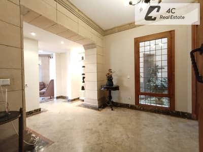 فيلا للايجار ارضي  تشطيب و مفروش بالكامل - وجه بحري - موقع مميز - بسعر ممتاز FOR RENT IN SHWIFAT NEW CAIRO