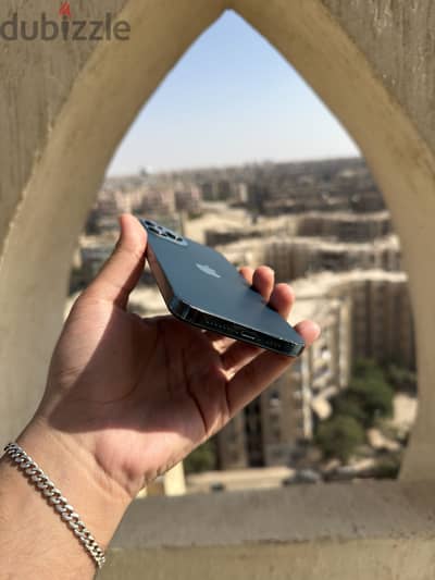 iPhone 12 Pro max معفي شغال كل حاجة بسعر لقطة او للبدل