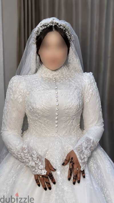 بيع فستان الزفاف