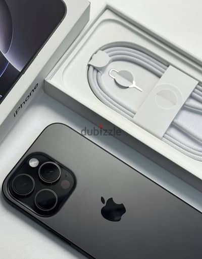 آبل - آيفون 16 برو
