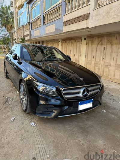 Mercedes-Benz E200 AMG 2019 - Fully Loaded