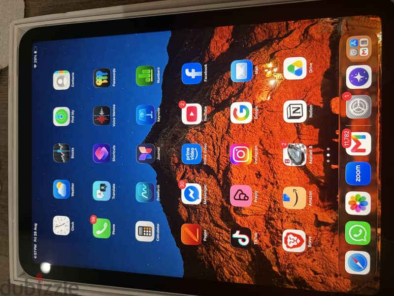 Ipad 11 gen-a16 silver(open box) 1