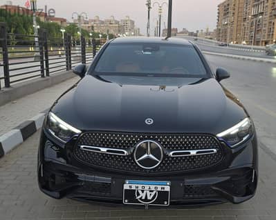 مرسيدس بنز جى إل سى 300 2026