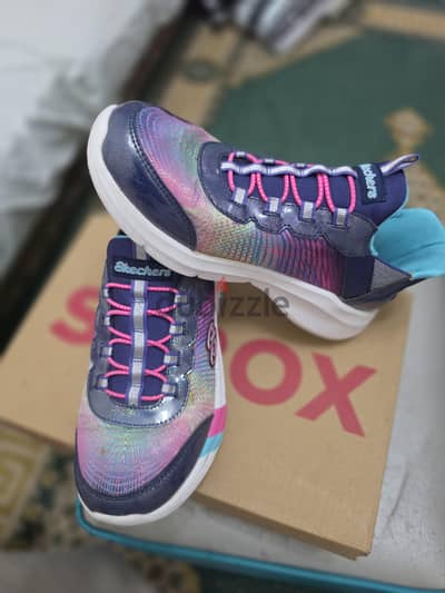 كوتشي سكتشرز skechers بناتي مقاس 34