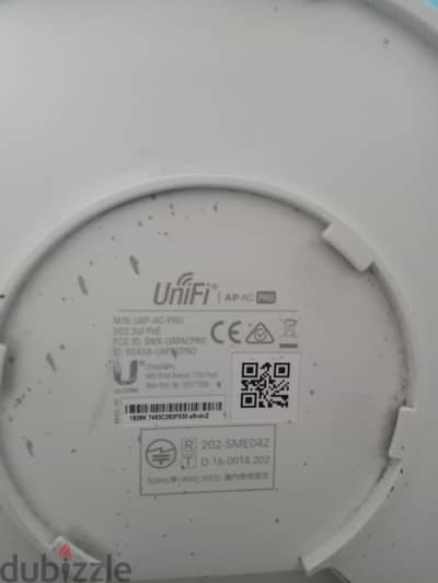 AC PRO (UAP-AC-PRO). الجهاز غني عن التعريف
