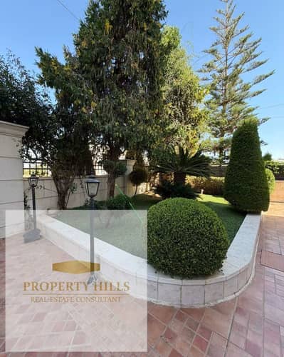 Ready to move villa with private garden in 5 settlement