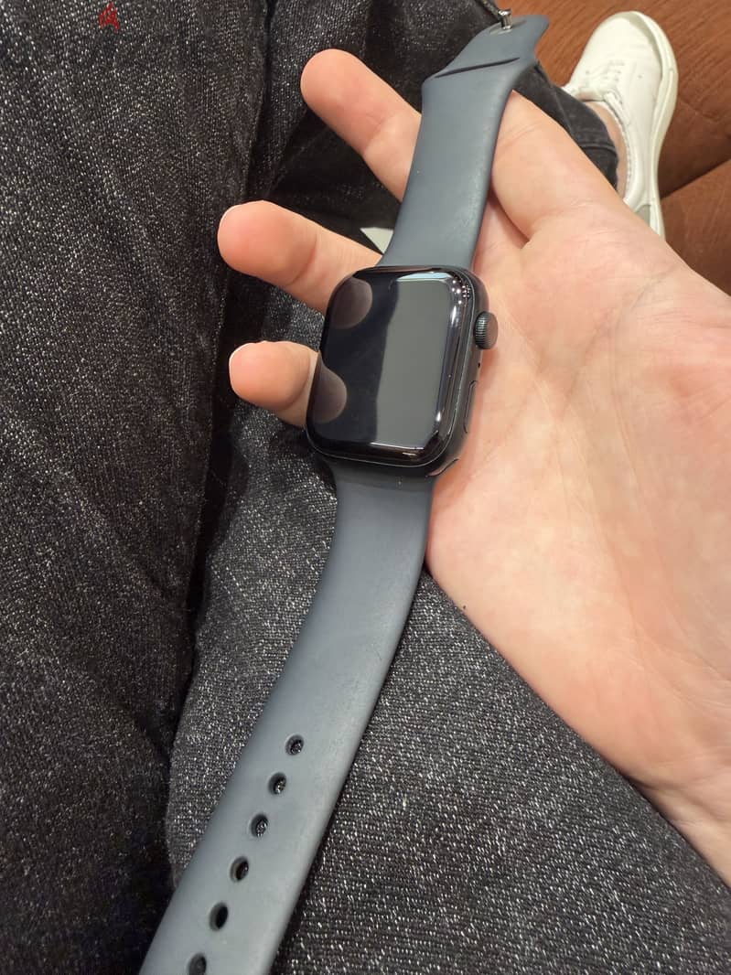 Apple Watch Series 7 Black 1