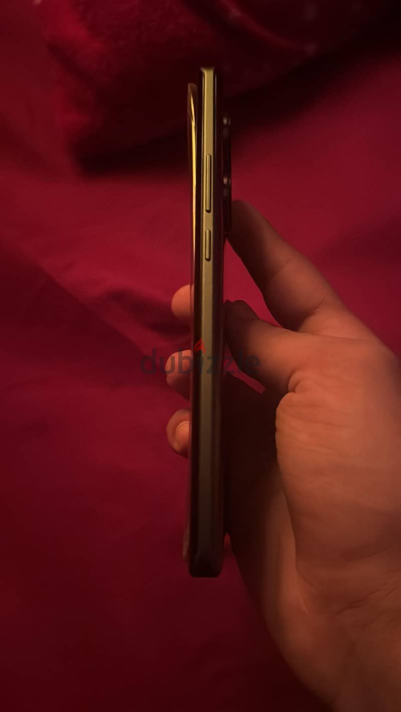 Realme GT 6 3