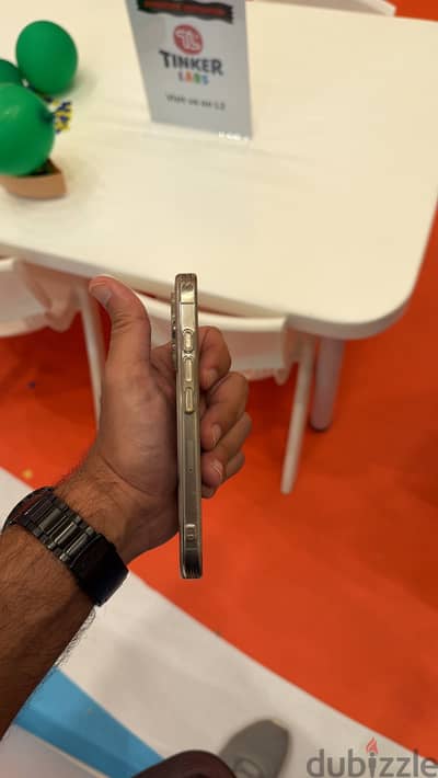 Apple - iPhone 16 Pro