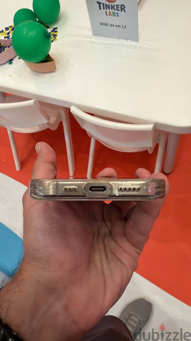 Apple - iPhone 16 Pro 3