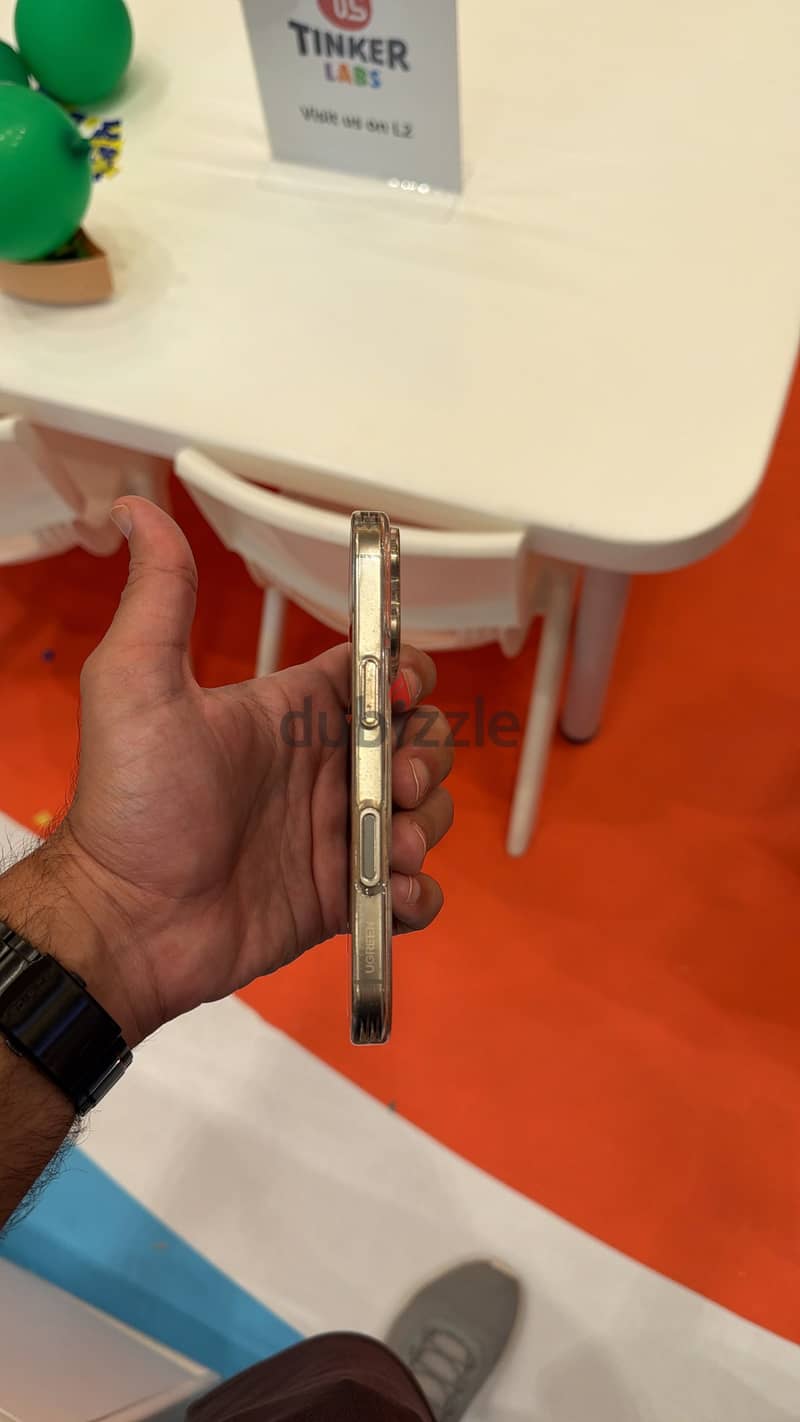 Apple - iPhone 16 Pro 4