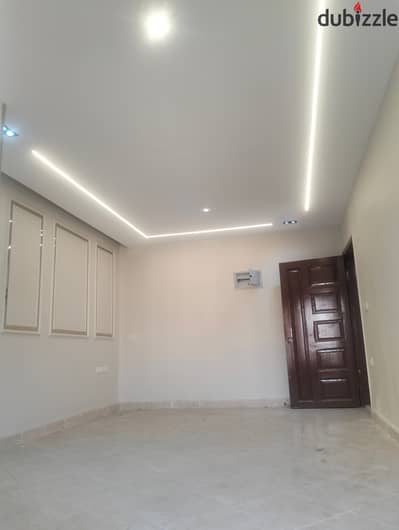 90 meter apartment for sale in Al-Obour City social housing, Heliopolis neighborhood, exceptional location, fully finished