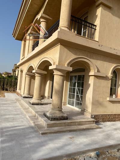 G View Wide Garden Villa