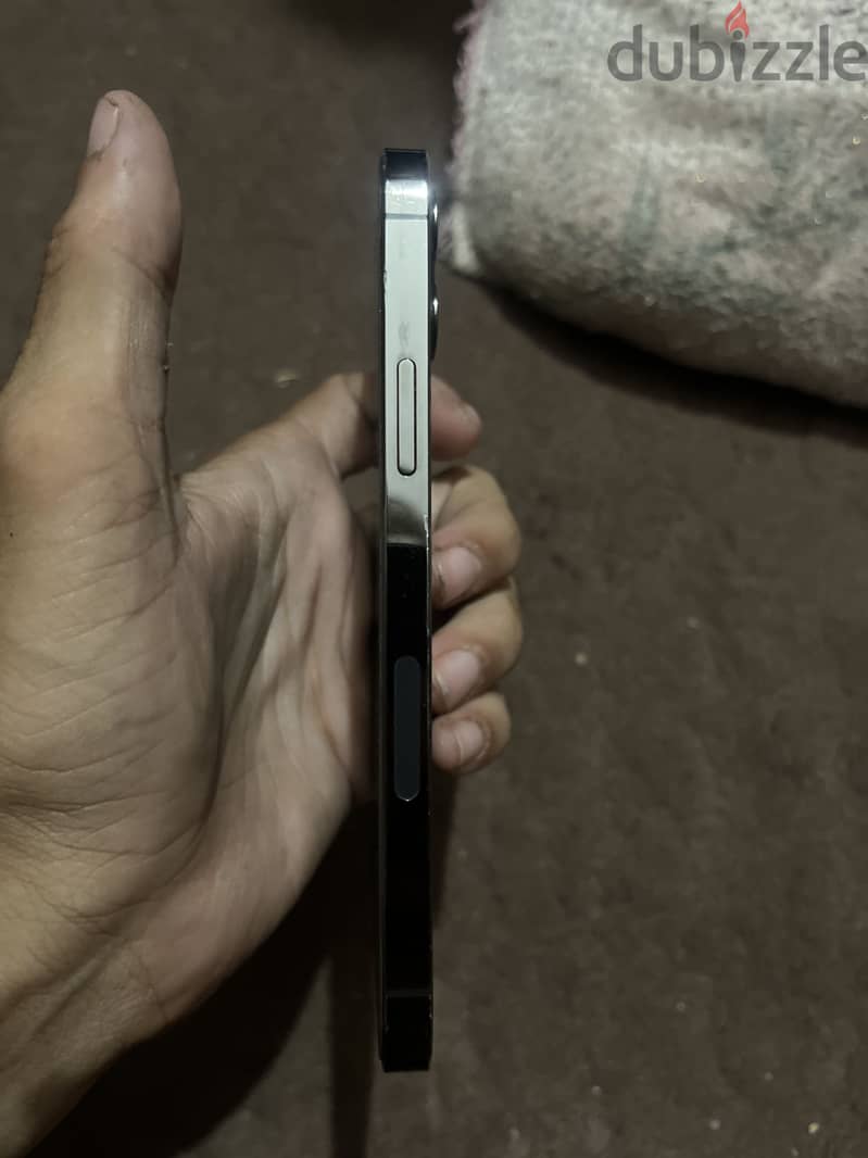 آبل - آيفون 12 برو 2