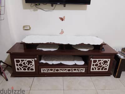 طاولة شاشة
