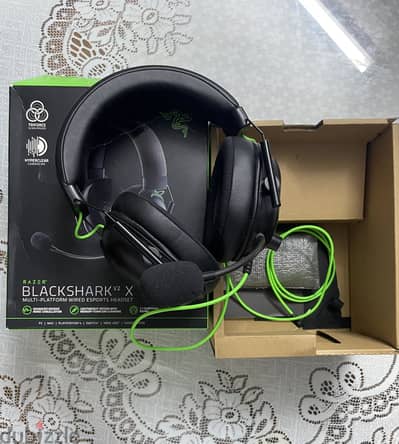 Razer Blackshark v2 x wired gaming headset