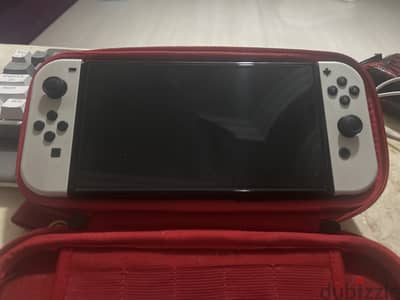 Nintendo switch Oled متعدل