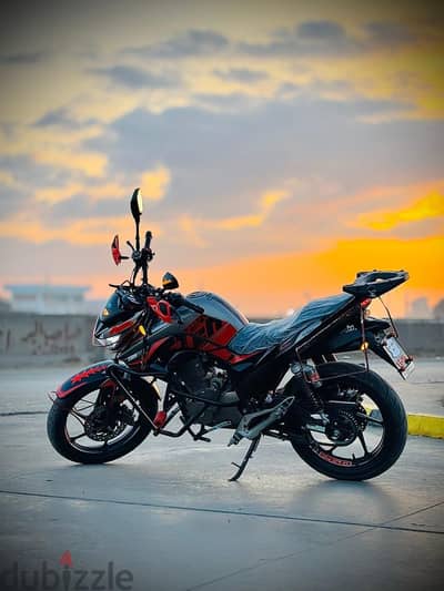 موتسيكل L 250  حالة ممتازه واكسسوراته كاملة